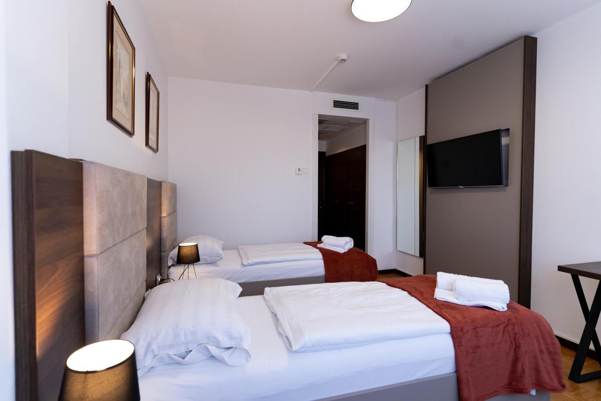 Artearia Hotel Bjelovar Zewnętrze zdjęcie