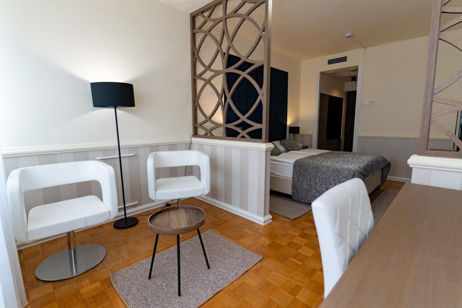 Artearia Hotel Bjelovar Zewnętrze zdjęcie